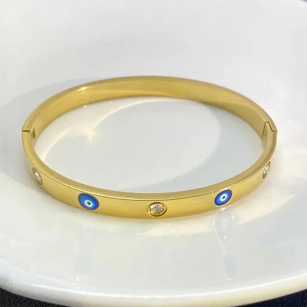 Gold_Devil_Eye_Bracelet_For_Women